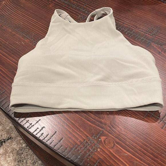 Lululemon tank top - Picture 2 of 8